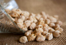 Eating a cup of beans a day may offer measurable benefits for heart and metabolic health. Image credit: PDPics.