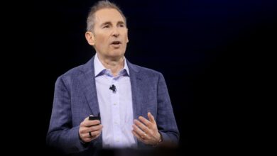 Amazon deve cortar empregos corporativos devido à IA