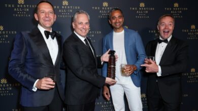 All-In Podcast lança tequila de US$ 1.200 e esgota estoque