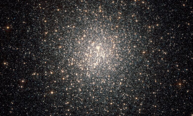 Gaia identifica estrela da 'salsicha' e revela mistério astronômico