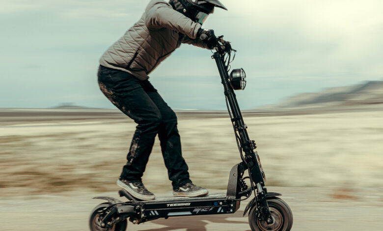 Scooter elétrica de 68MPH promete revolucionar design de veículos