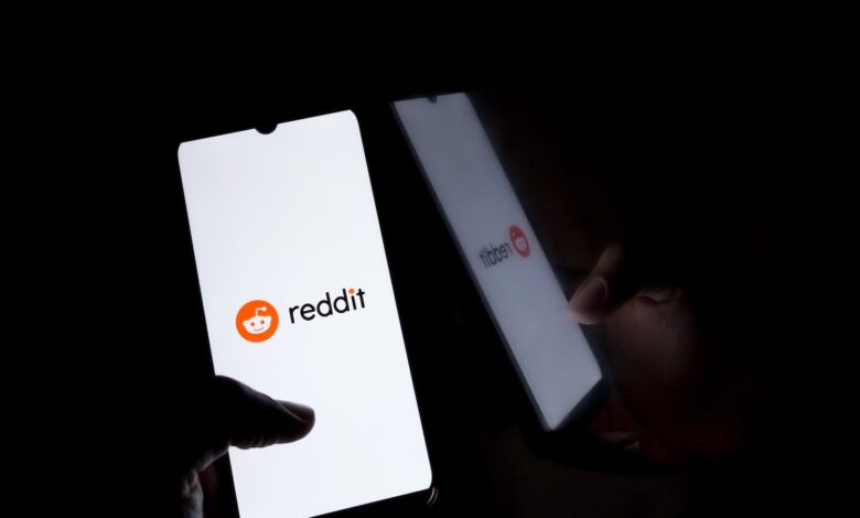 Reddit se associa ao World ID para verificação de usuários