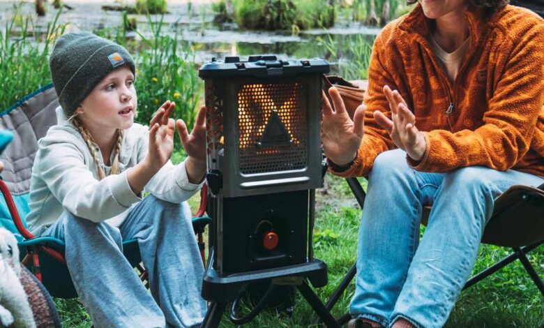 Skullet apresenta fogão e lareira híbrida para camping