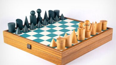 Bauhaus apresenta jogo de xadrez escultural minimalista