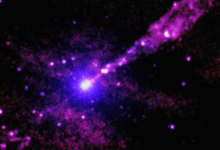 Astrônomos detectam jato de buraco negro tão brilhante quanto 10 trilhões de sóis