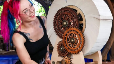 Livro rotativo transforma a série Discworld em design inovador