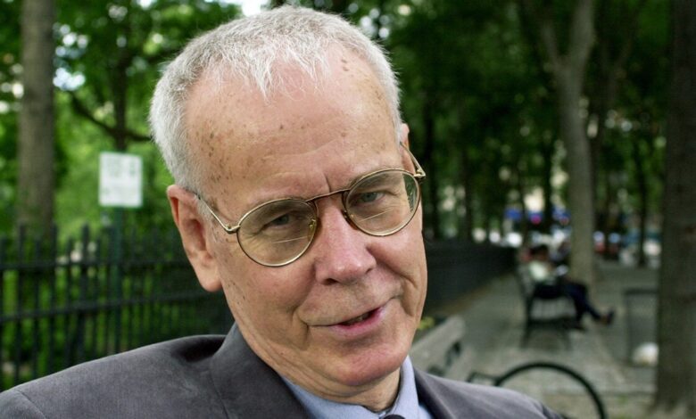 John L. Young, criador do Wikileaks, morre aos 89 anos