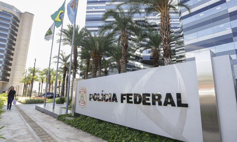 STF investiga doações de R$ 2 milhões de Bolsonaro ao filho