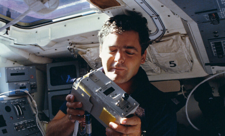 NASA lamenta a morte de Marc Garneau, pioneiro do espaço