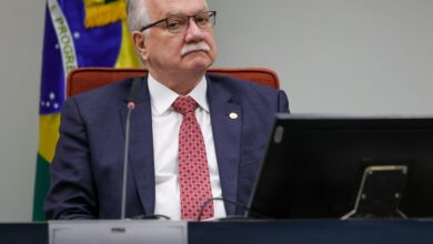 STF inicia votação sobre responsabilização de redes sociais