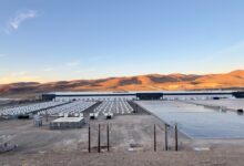 Redwood Materials lança negócio de armazenamento para cleantech