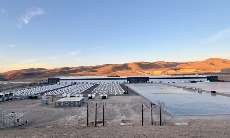 Redwood Materials lança negócio de armazenamento para cleantech