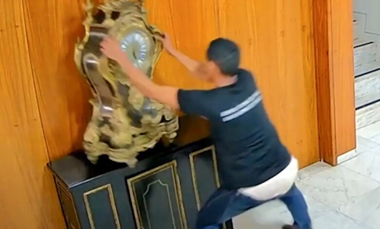STF decide soltar homem que quebrou relógio histórico