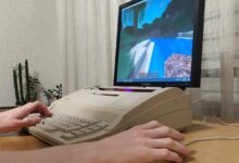 Design transforma máquina de escrever em PC gamer