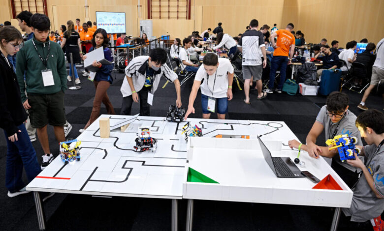 Robôs autônomos se preparam para RoboCupJunior com Ana Patrícia
