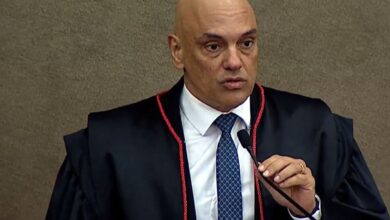 Moraes ouve Mourão sobre ligação com Bolsonaro no STF