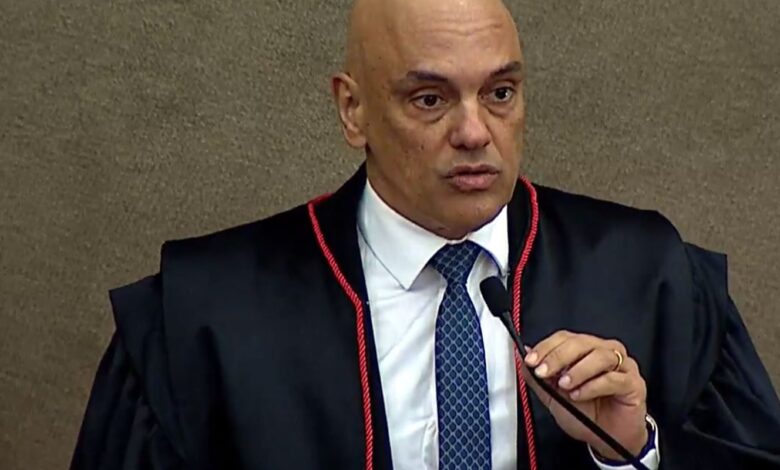 Moraes ouve Mourão sobre ligação com Bolsonaro no STF