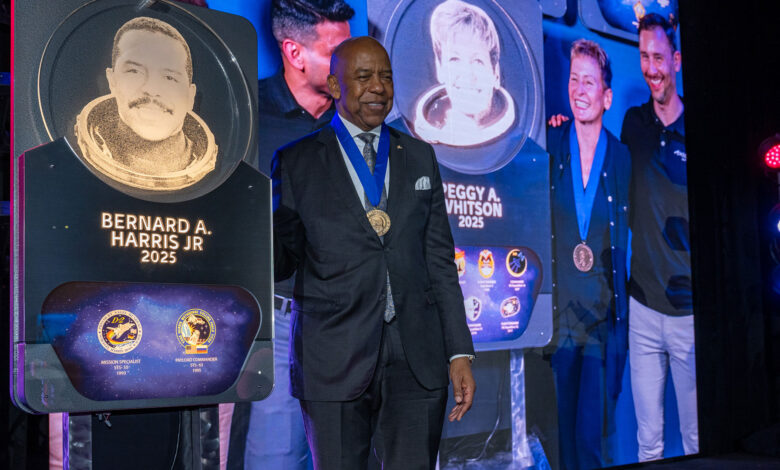 NASA inclui veteranos no Hall da Fama dos Astronautas