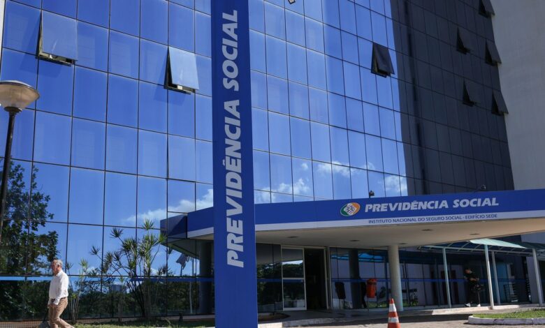 STF homologa plano do INSS para devolução de descontos