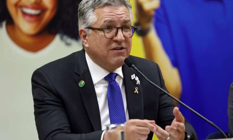 SUS reduz mortalidade por hepatites, revela boletim da OMS