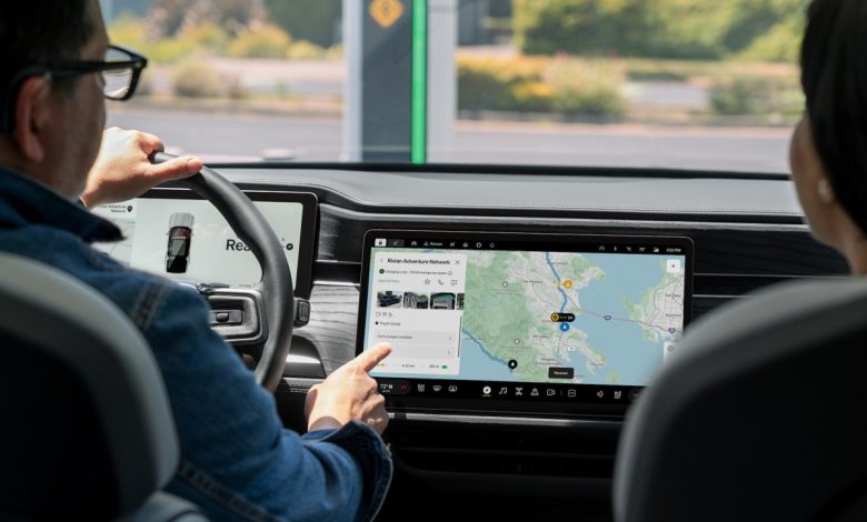 Rivian integra mapas personalizados da Google em seus EVs