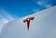 Tesla enfrenta dilemas ao priorizar política em vez de gadgets