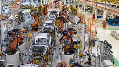 Indústria automotiva japonesa investe em robôs e atinge recorde