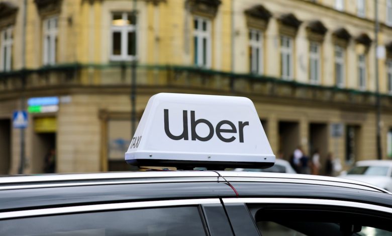 Uber aposta tudo em robotaxis para revolução da mobilidade
