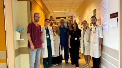 Médico da Grécia revela segredos de AI em gadget inovador