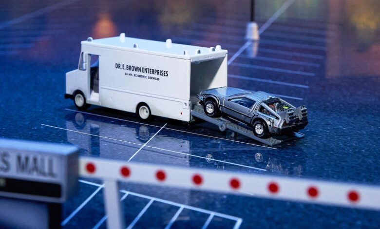 Hot Wheels celebra design em sets de filme icônicos