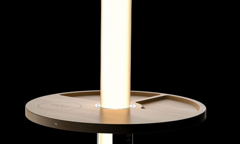 Lumera apresenta mesa lateral com lâmpada e carregador sem fio