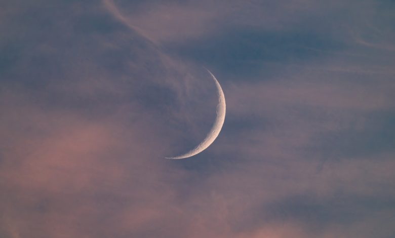 NASA observa Marte próximo à Lua crescente em julho
