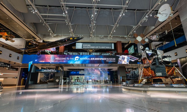 Smithsonian reabre galerias com foguetes da SpaceX e habitat marciano