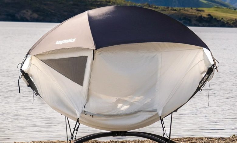 Inovações em design: barraca suspensa permite acampar em qualquer lugar
