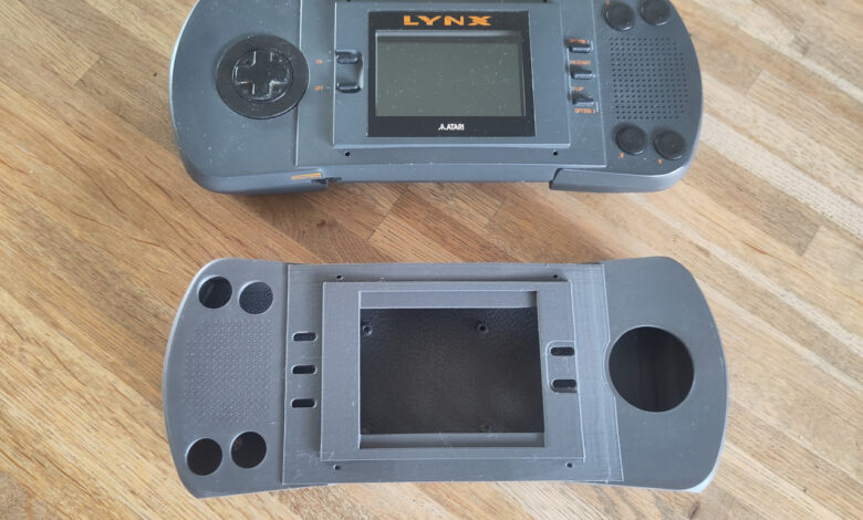 3D Printing revive design do Atari Lynx para nova geração