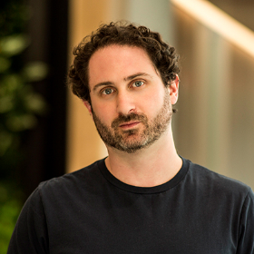Brian Singerman capta US$ 200 mi com apoio de Peter Thiel