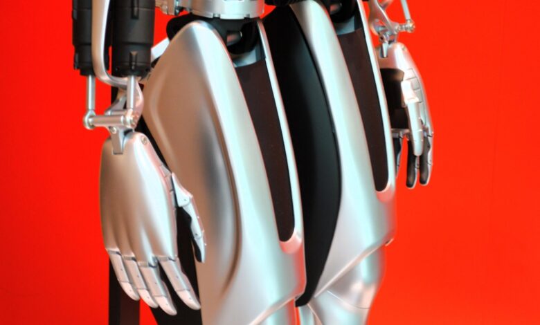 Robôs jogam futebol em nova liga de cultura tech na China