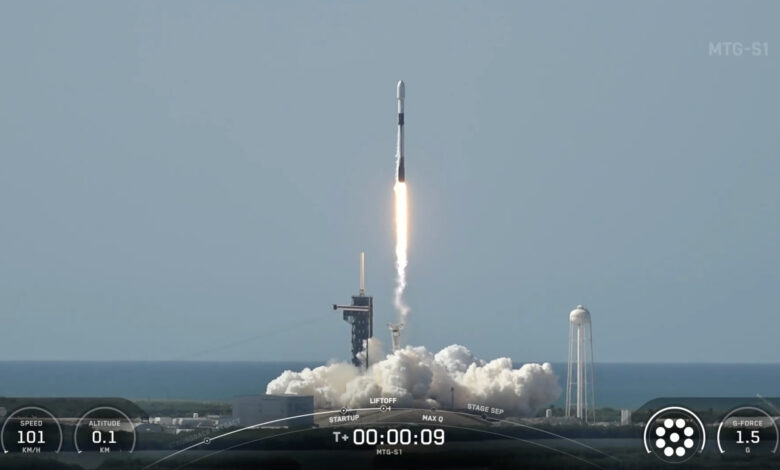 SpaceX lança satélite meteorológico europeu e recupera foguete