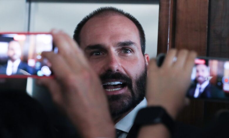 STF prorroga inquérito sobre Eduardo Bolsonaro