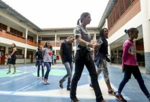 Estudantes de Minas Gerais protestam contra modelo cívico-militar
