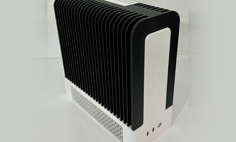 Monochrome transforma peças de laptop em arte no design 3D