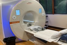 Paciente em estado crítico após acidente com gadget MRI