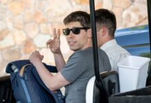 Sam Altman comenta sobre política enquanto Musk propõe terceira via