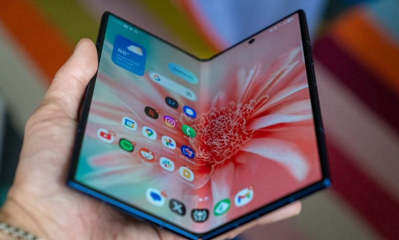 Apple pode criar iPhone dobrável com display sem dobra?