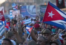 EUA cancelam vistos médicos e ampliam isolamento de Cuba