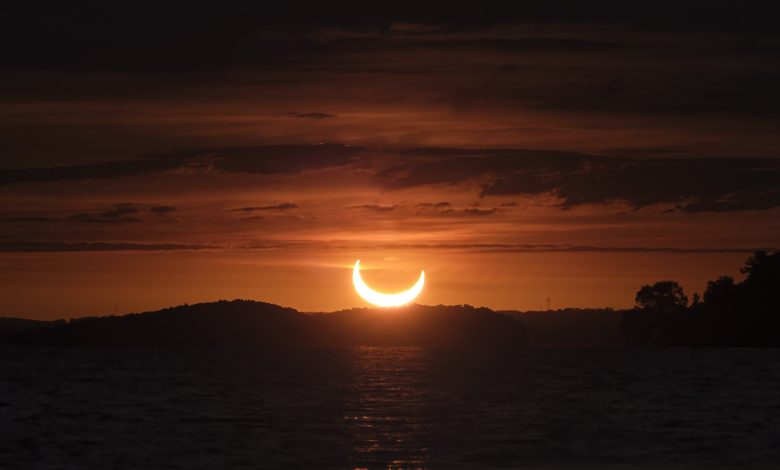 NASA se prepara para eclipse solar parcial em 1 mês