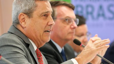 Moraes solicita parecer da PGR sobre recurso de Braga Netto