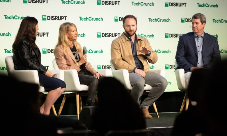 Even Rogers e Max Haot se juntam a palco espacial no Disrupt 2025