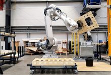 Robôs de construção atraem interesse, mas adoção ainda hesita