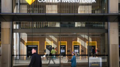 Banco demite funcionários por AI, recontrata após falhas